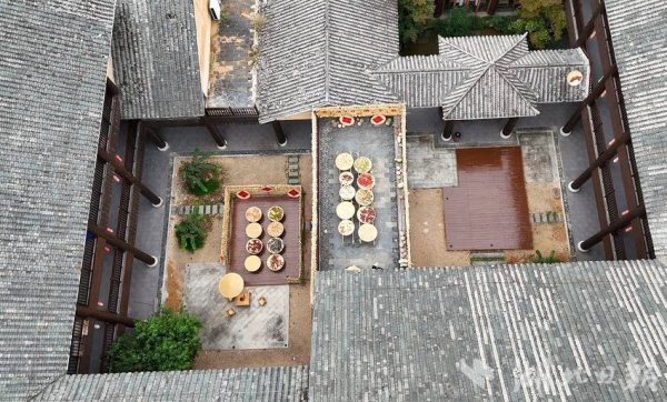 锦达网 崇阳：“晒秋”打卡热 “晒”出浓浓民俗味